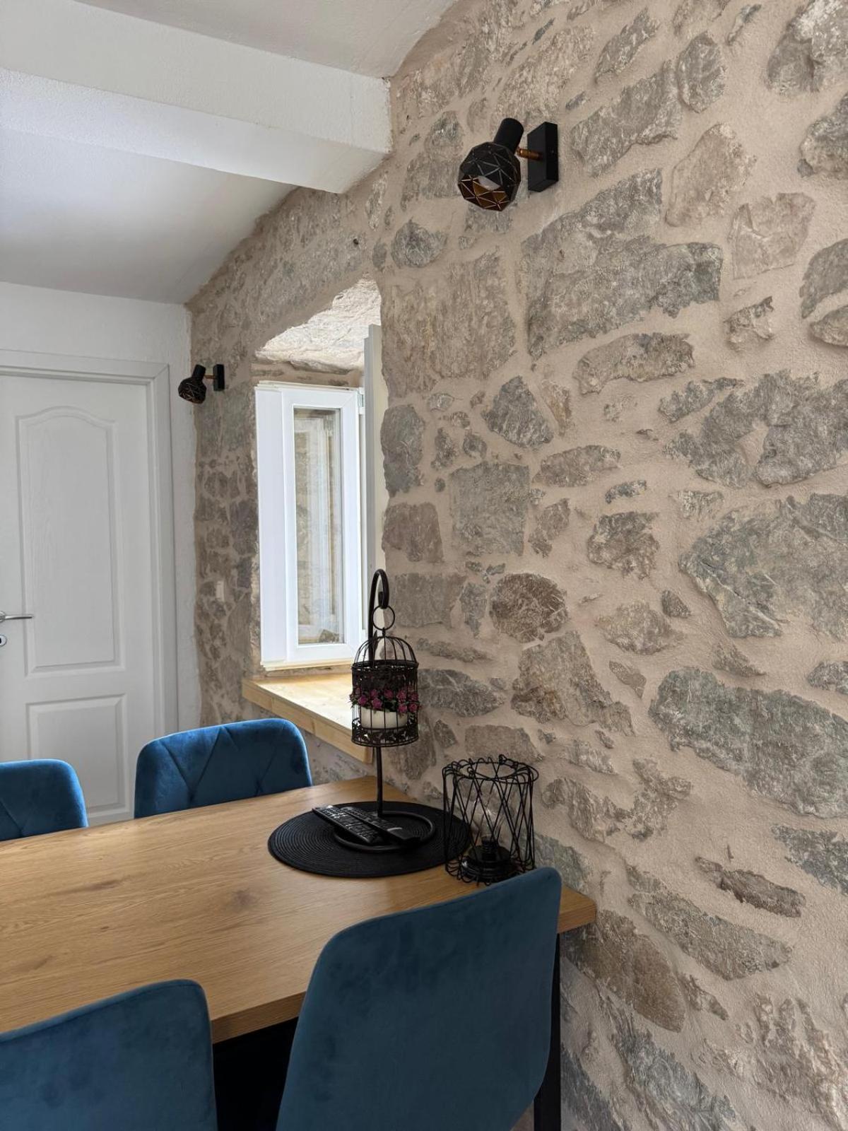 Apartments Bepina- 5 Mins From The Center Split Exterior foto